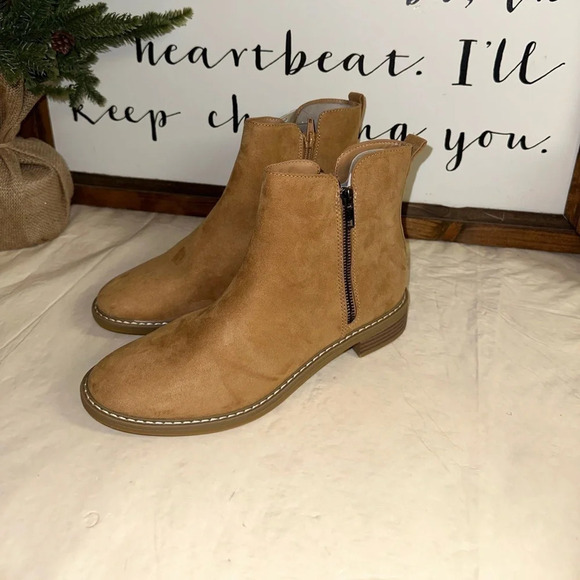 Universal Thread women’s boot booties zip‎ - Picture 1 of 4